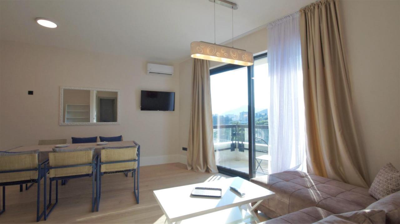 Silver Beachfront Апартаменты