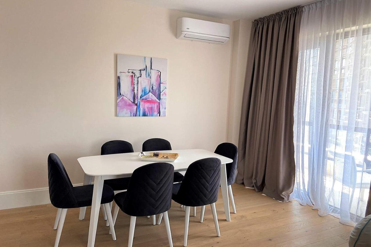 Silver Beachfront Апартаменты Бечичи